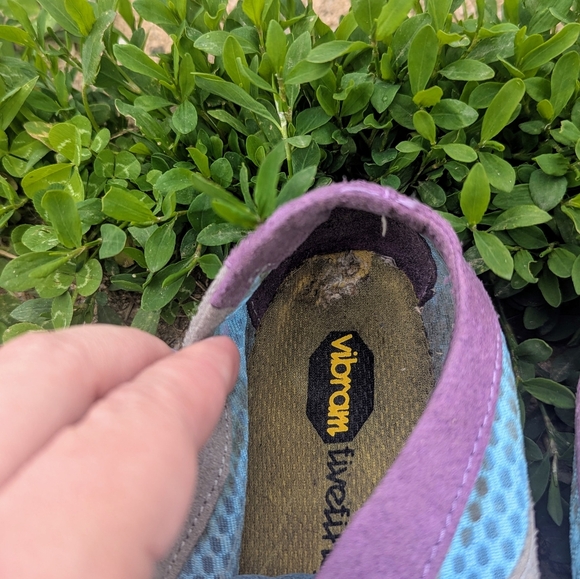 Vibram Women's FiveFingers Seeya Shoes - Picture 4 of 5